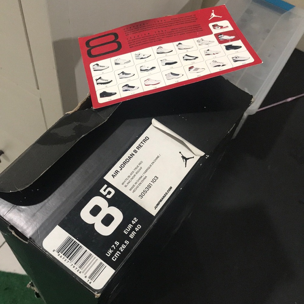 Air Jordan 8 Bugs Bunny